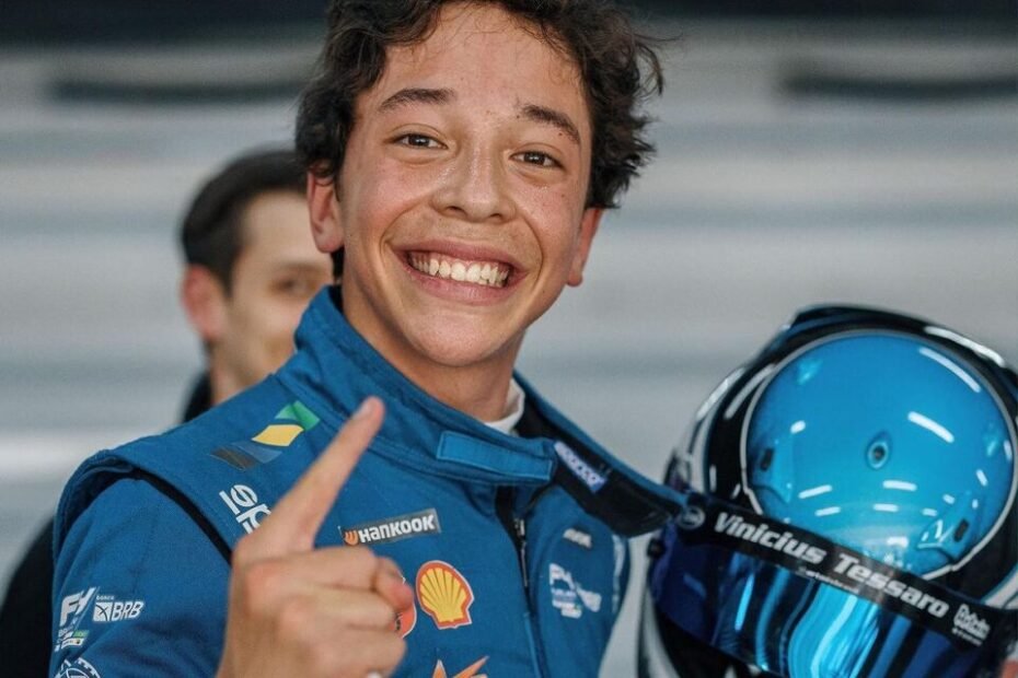 Vinicius Tessaro conquista título da Fórmula 4