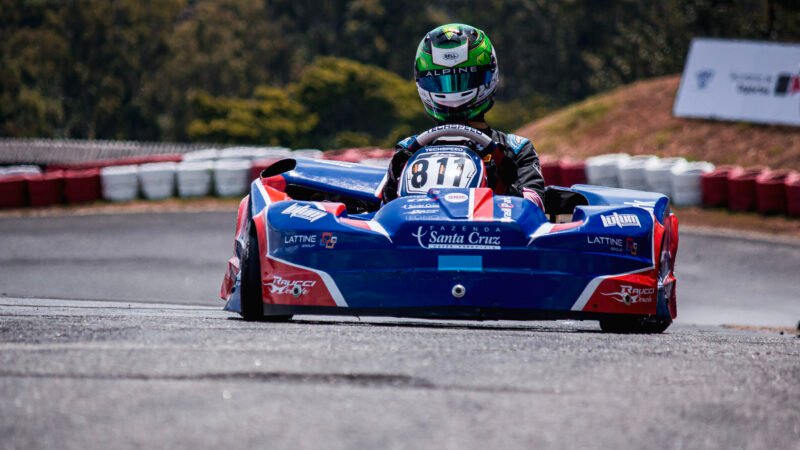 Matheus Ferreira, da Fórmula 4, estreia nas 500 milhas de Kart