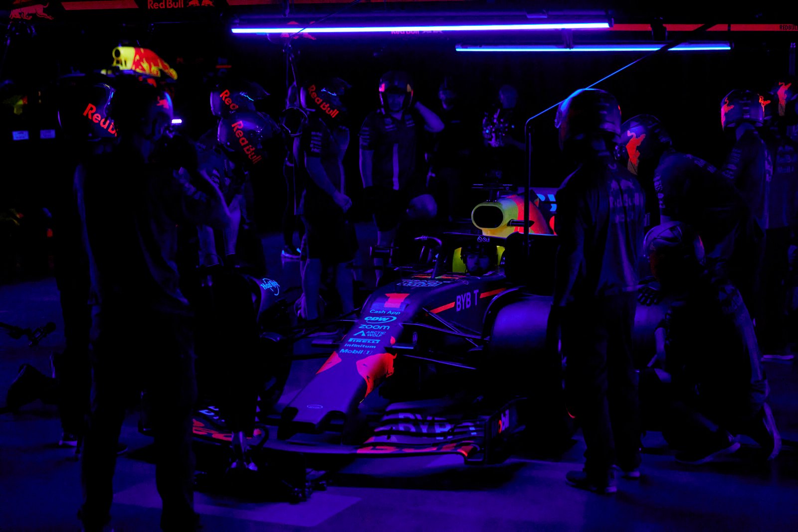 Red Bull reprova carro em teste de impacto da FIA para temporada de 2024