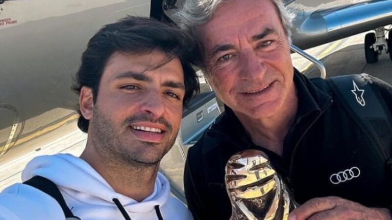 Dakar: Carlos Sainz comemora vitória do pai