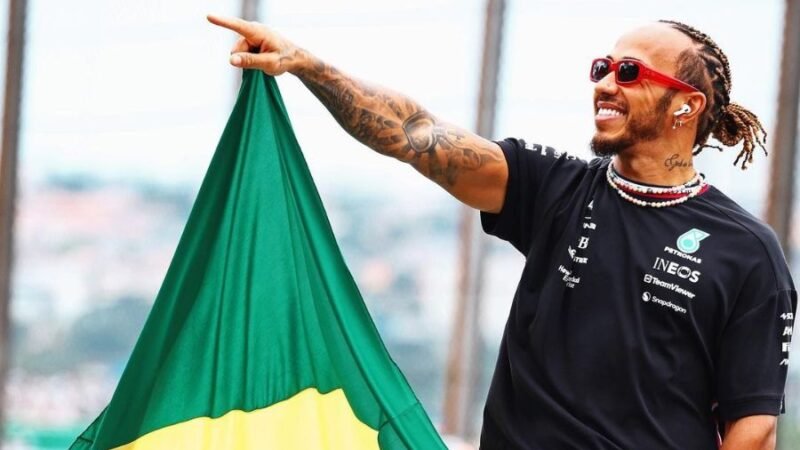 Lewis Hamilton deixa Bahia e vai para Rio do Janeiro