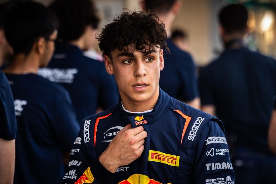 Arvid Lindblad vence primeira corrida na Fórmula 3