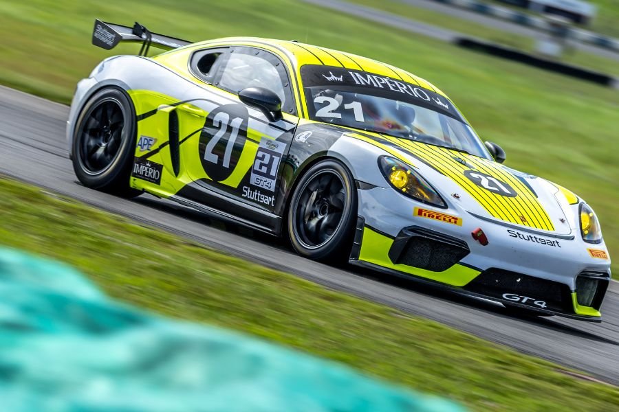 Stuttgart Motorsport tem bom início de temporada no Endurance Brasil